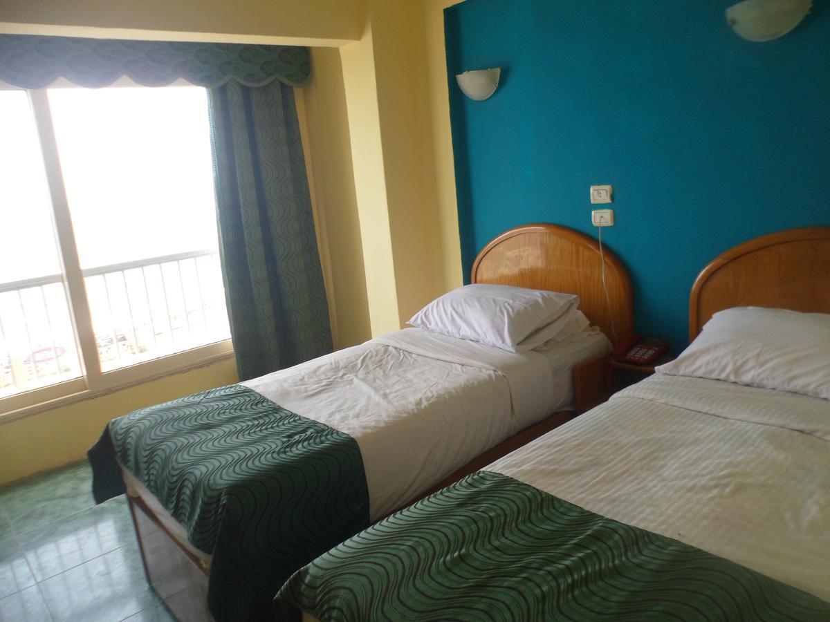 Royal Crown Hotel عائلات فقط Alexandria Exterior photo