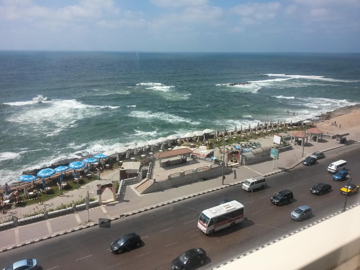 Royal Crown Hotel عائلات فقط Alexandria Exterior photo
