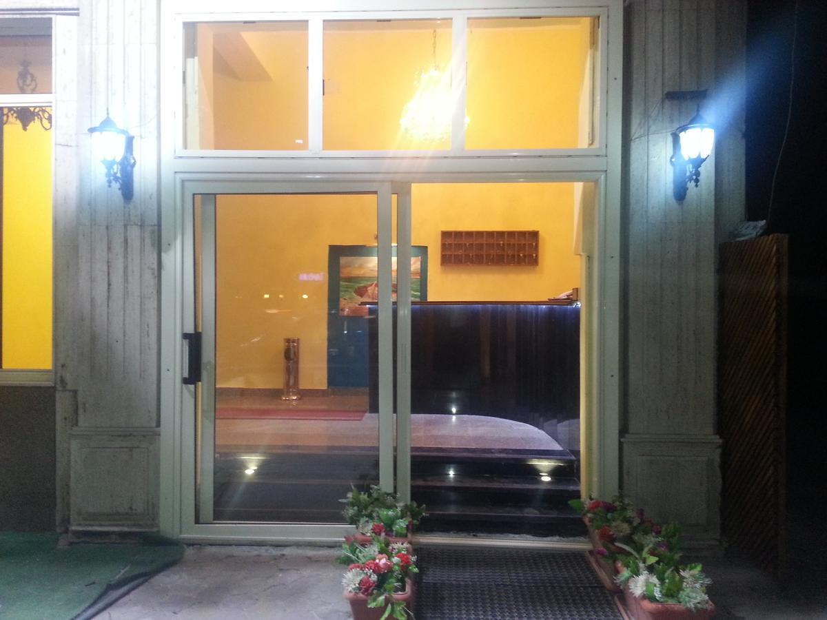 Royal Crown Hotel عائلات فقط Alexandria Exterior photo