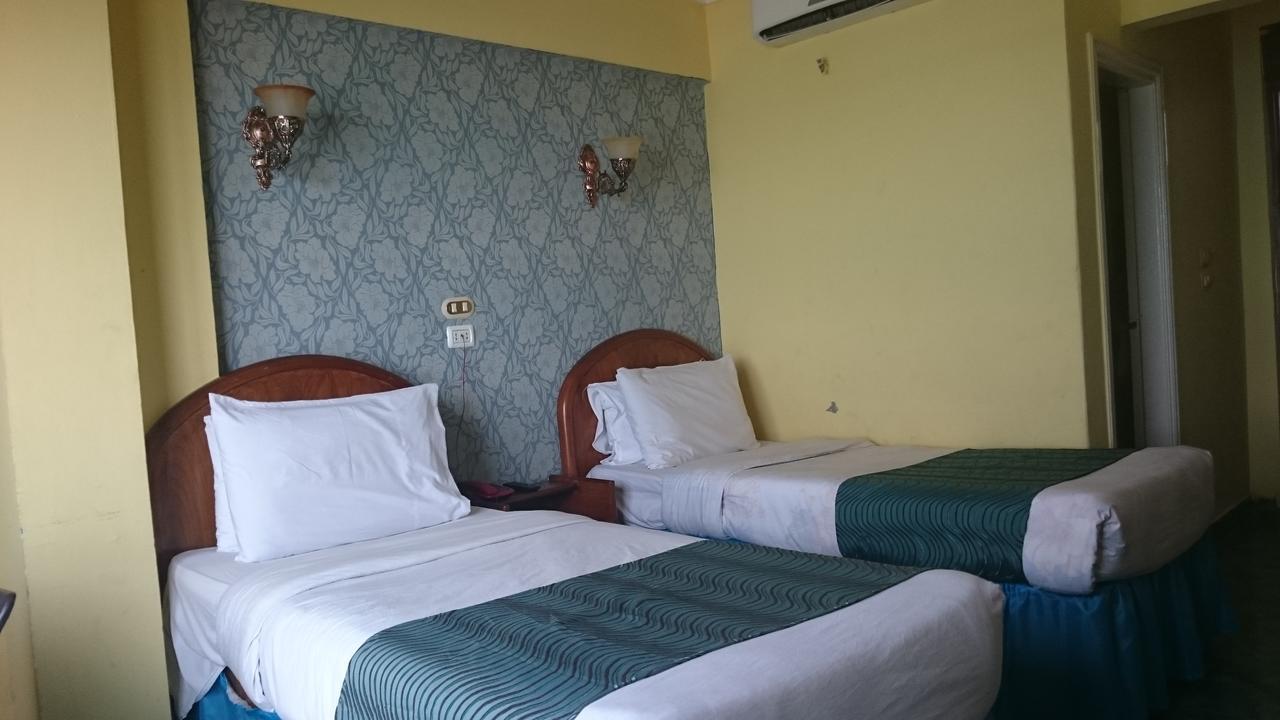 Royal Crown Hotel عائلات فقط Alexandria Exterior photo